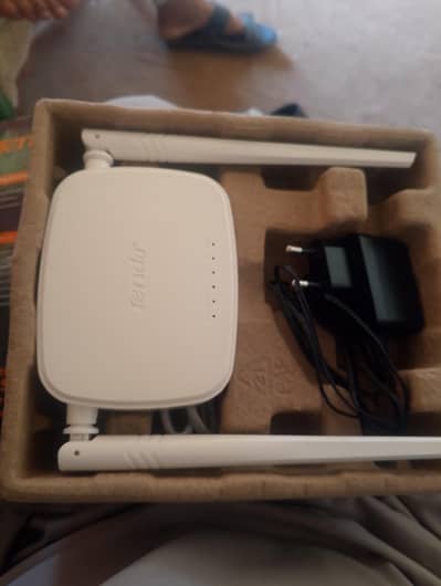 TENDA ROUTER