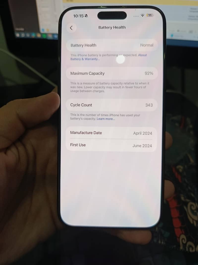 Apple iPhone 15 Pro Max 2