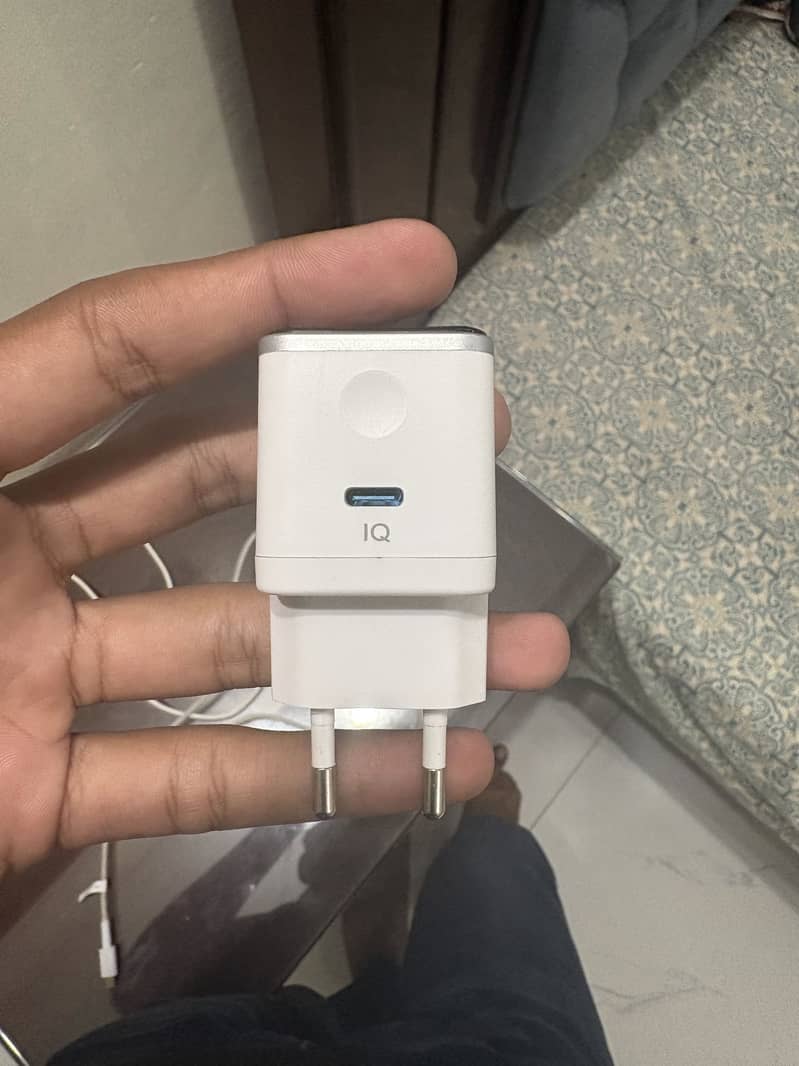 Charger 1
