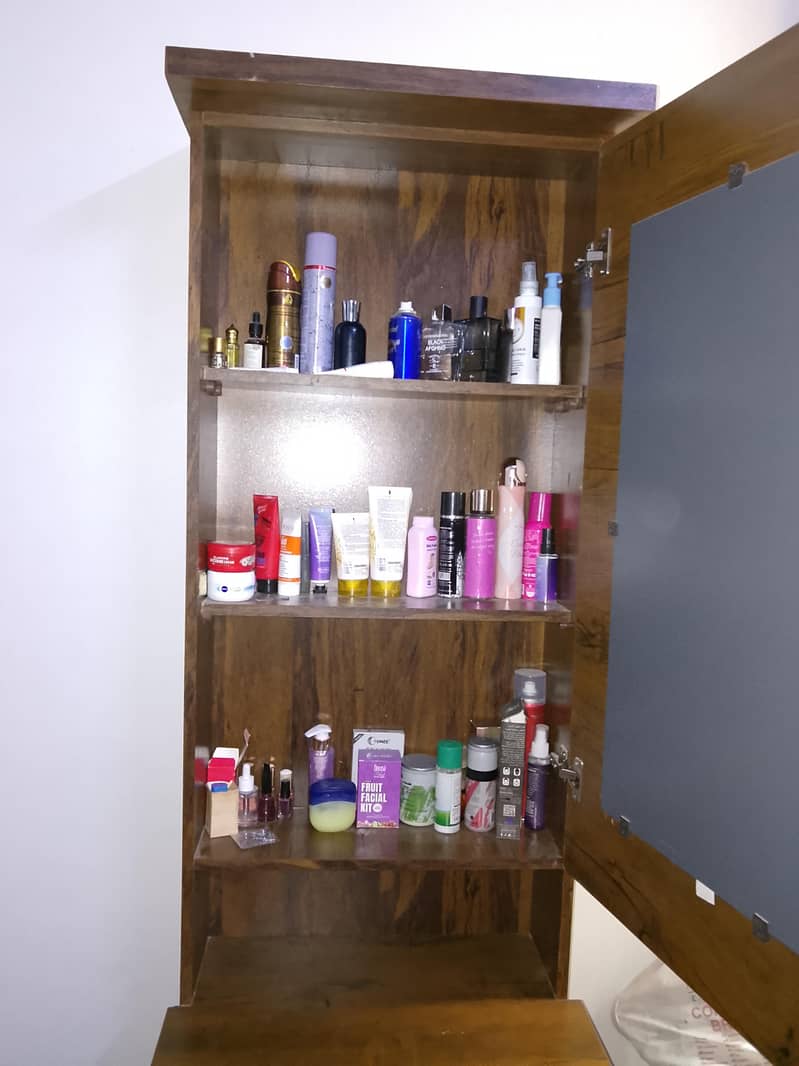dressing table 2