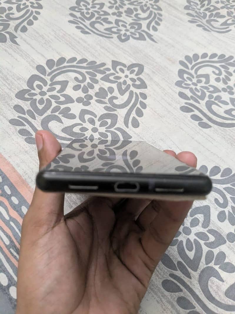 Google Pixel 6 5