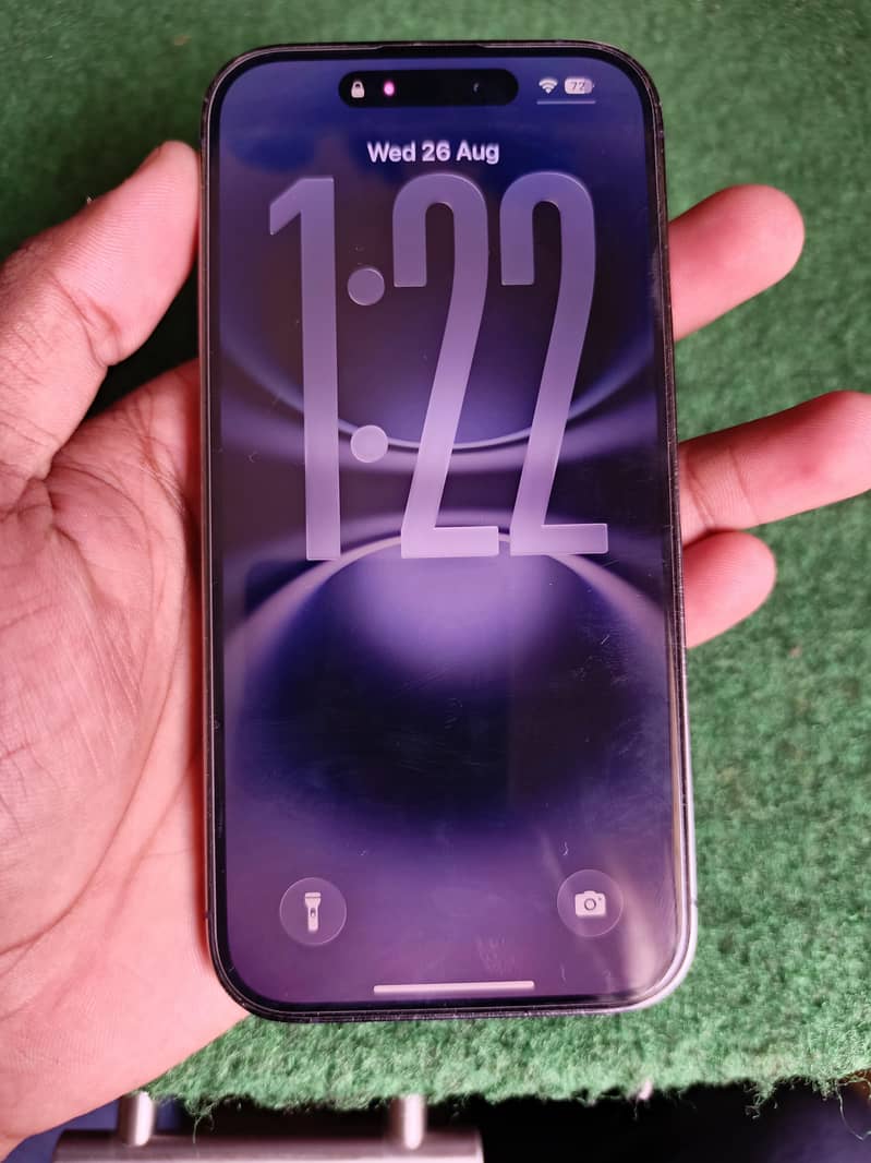 Apple iPhone 14 Pro 1