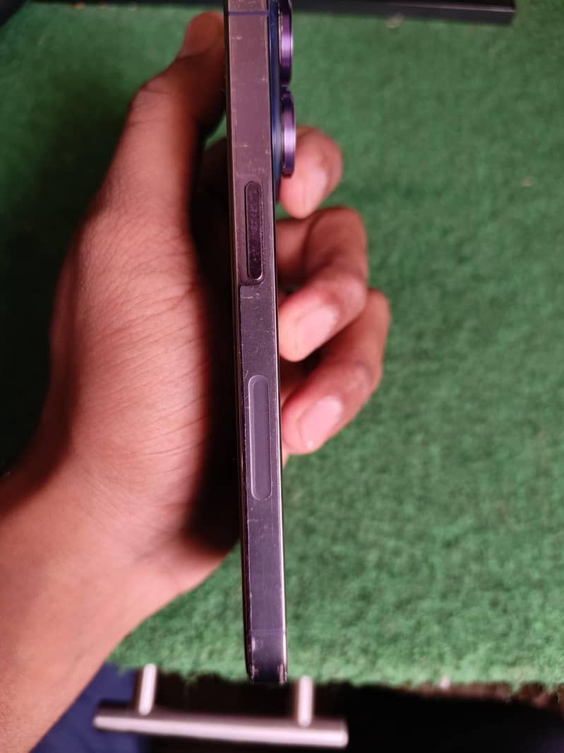 Apple iPhone 14 Pro 3