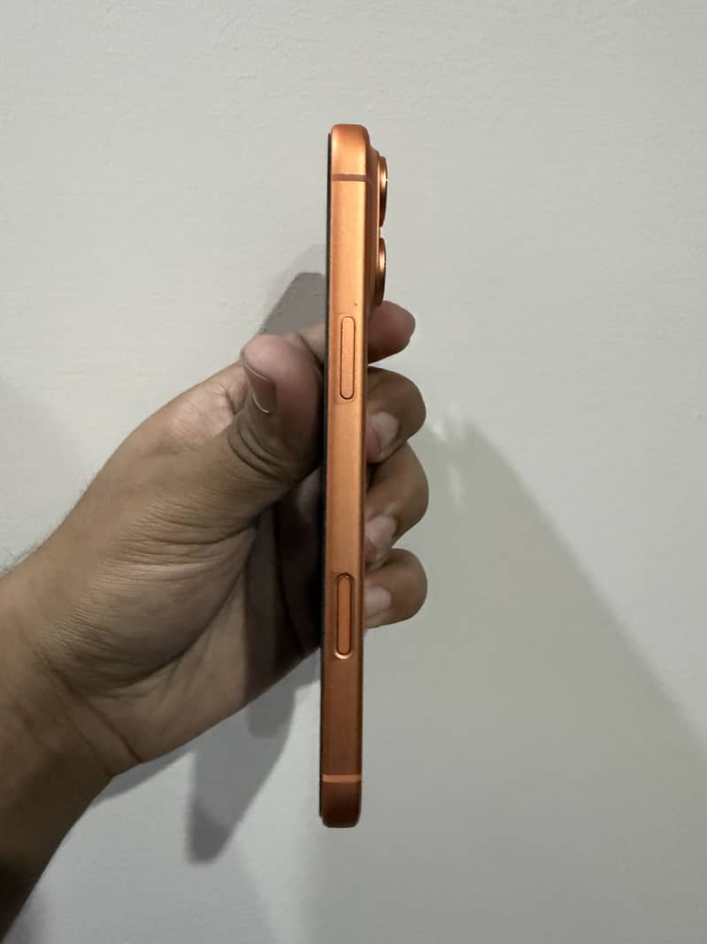 Apple iPhone 17 Pro Max 8