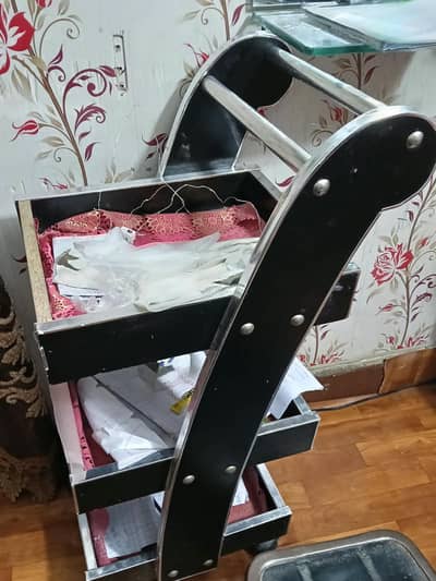 salon items available on discount