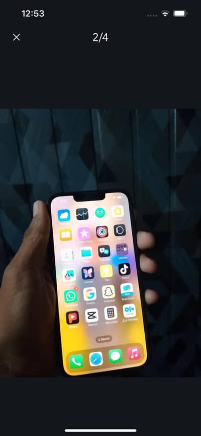 Apple iPhone 13