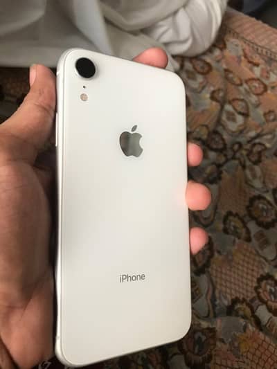 Apple iPhone XR
