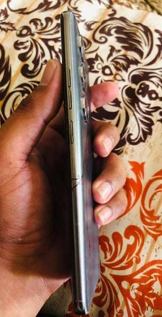 Tecno CAMON 40 Pro 0