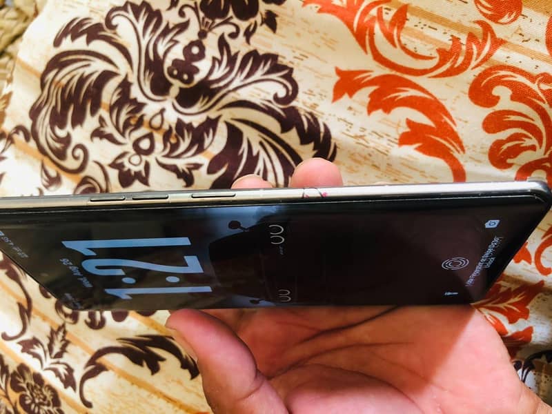 Tecno CAMON 40 Pro 1