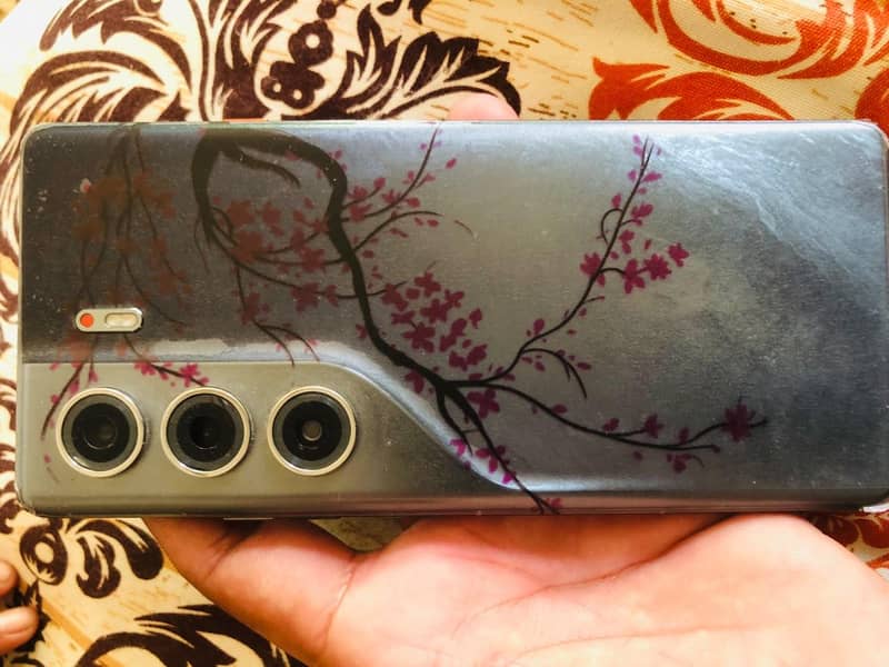 Tecno CAMON 40 Pro 2