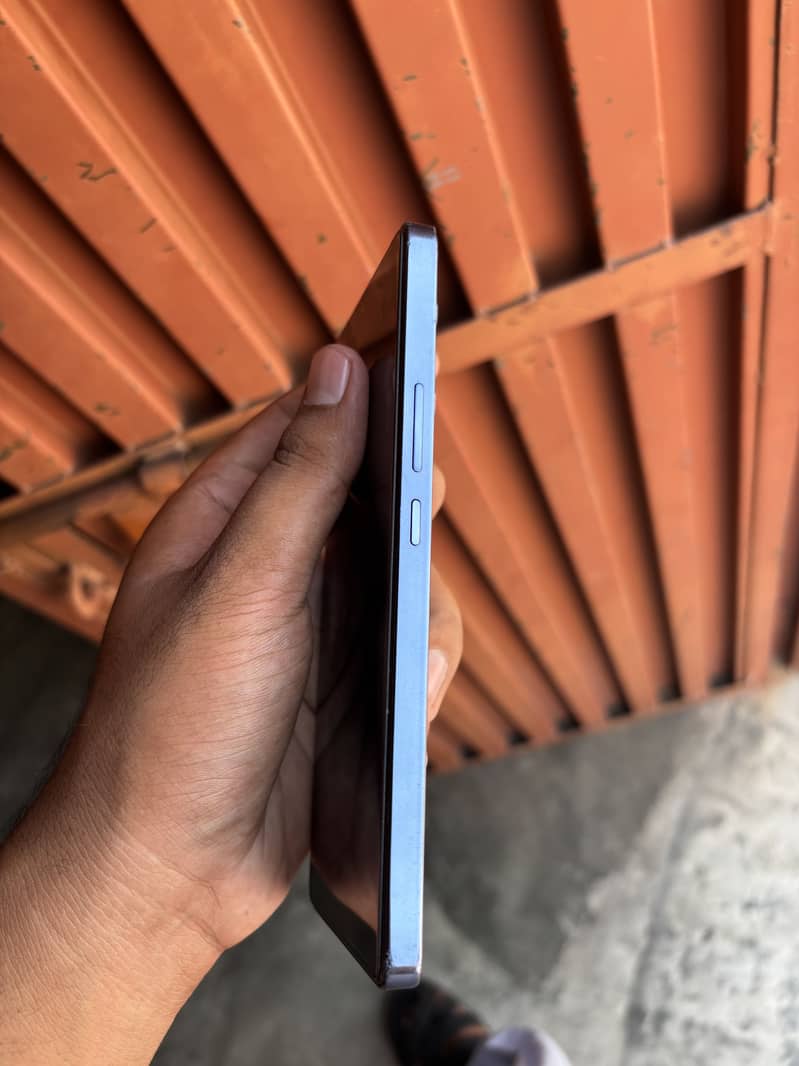 Infinix Note 40 4