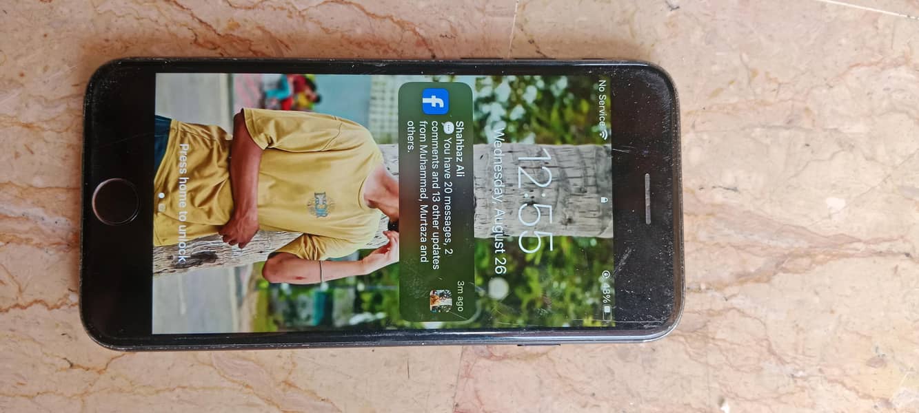 Apple iPhone 7 0
