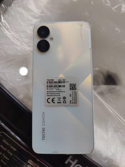 Tecno Camon 19