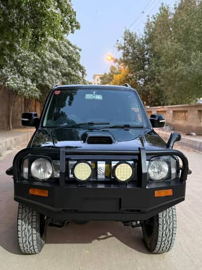 Suzuki Jimny 2011