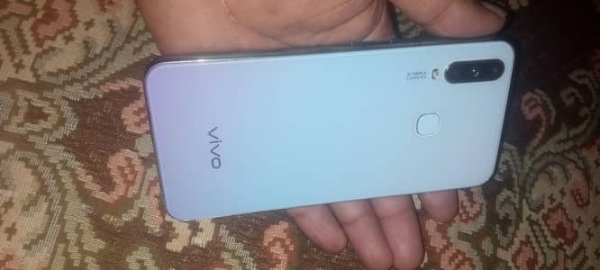 Vivo Y17
