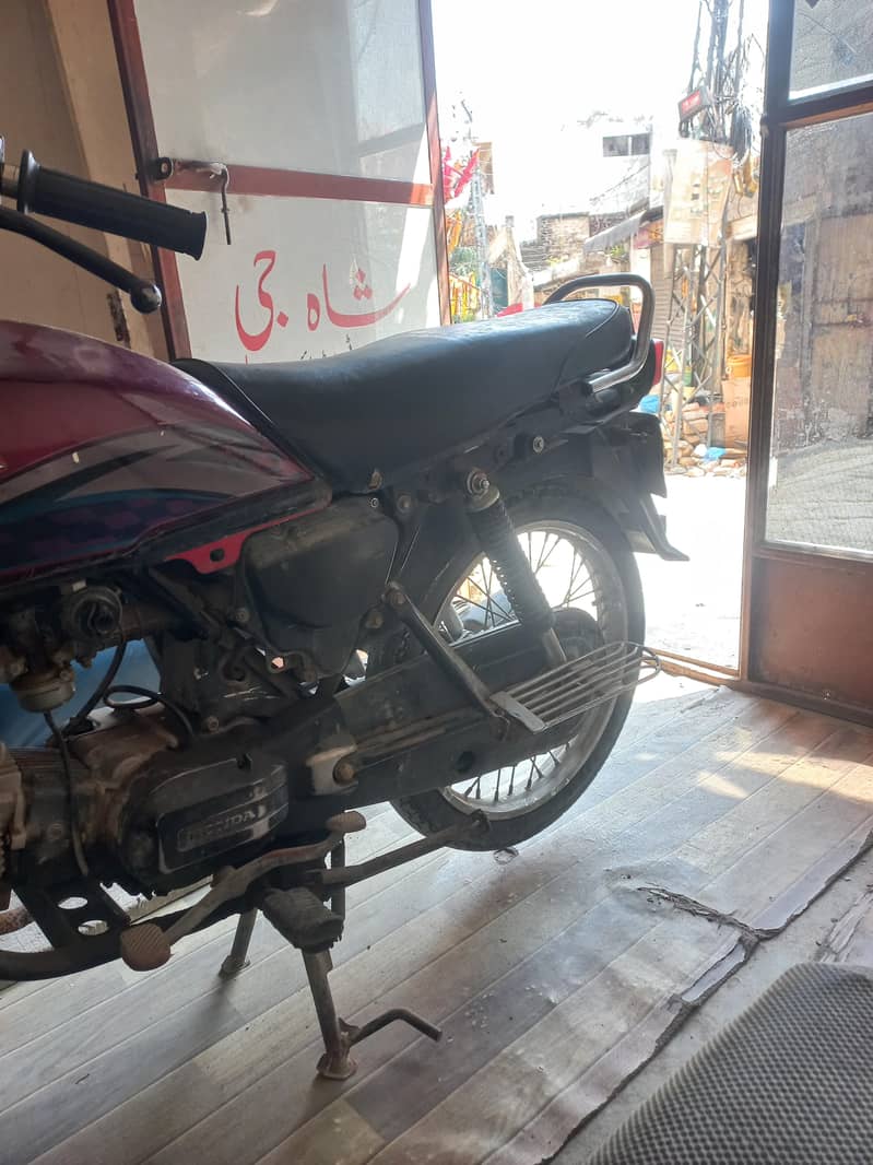 honda prioder 2
