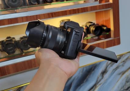Canon m50 (4k-Mirrorless camera) (Canon 15-45mm)