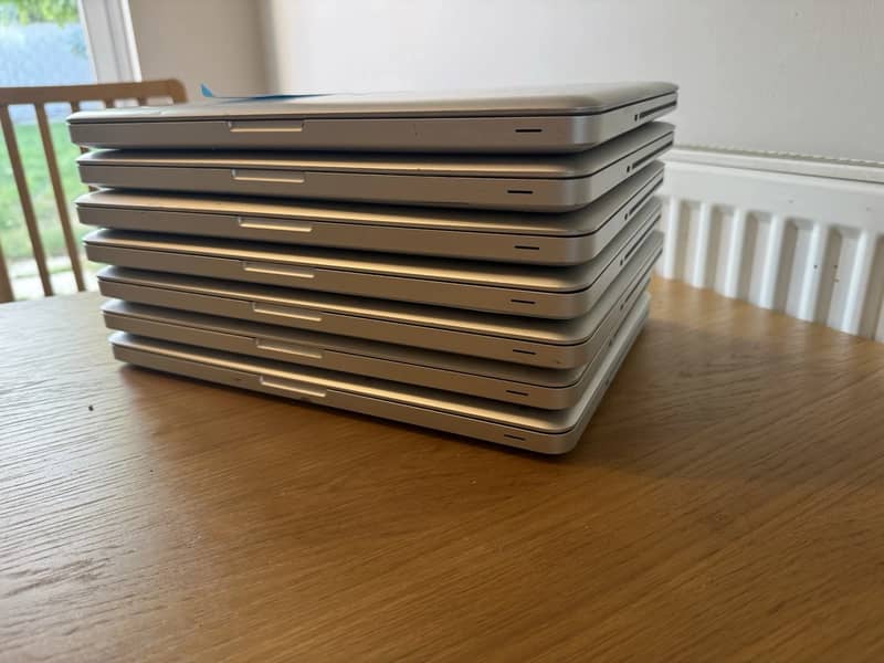 Apple laptops 5