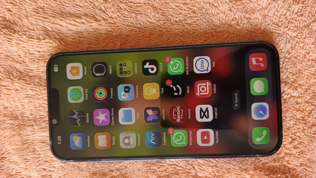 Apple iPhone 13 Pro Max 2