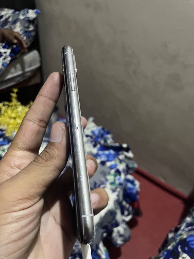 Apple iPhone X 1