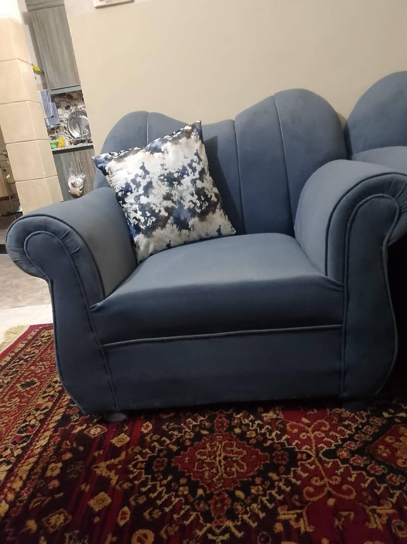 5- seater sofa 0