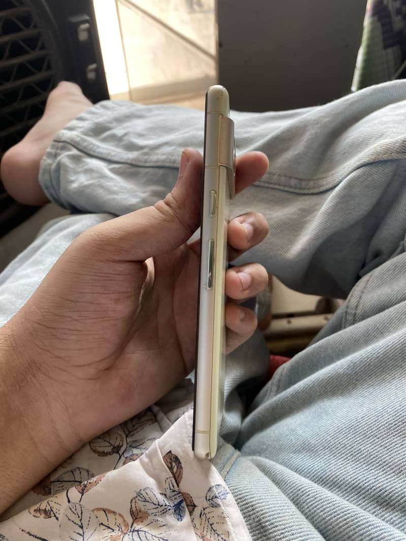 Google Pixel 7 3