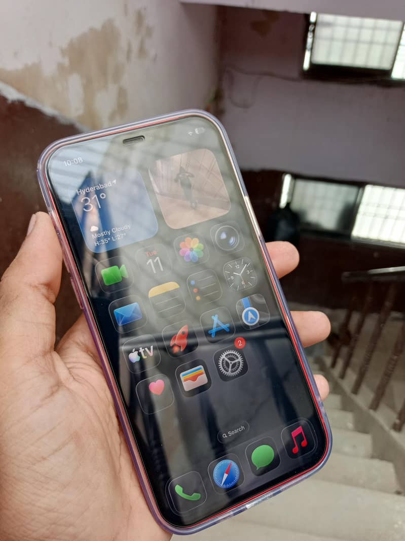 iPhone 12 Mint Condition 1