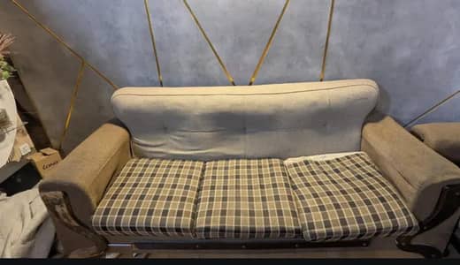 7 seter sofa condition like 10/8