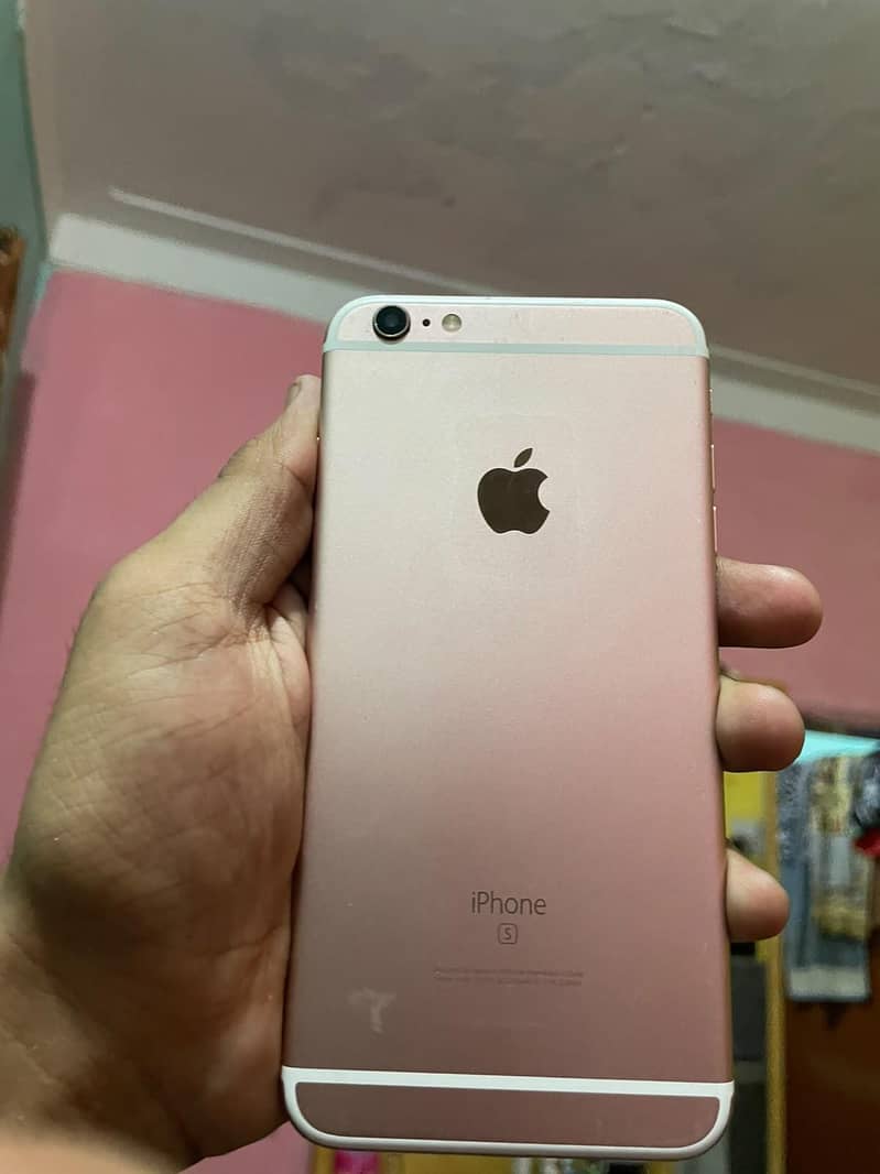 Apple iPhone 6S Plus 0