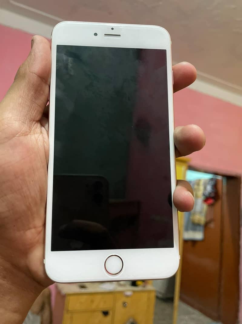Apple iPhone 6S Plus 1