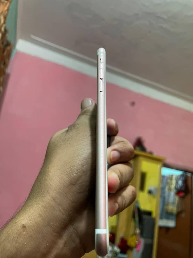 Apple iPhone 6S Plus 3
