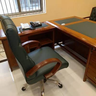 office receptionist job available