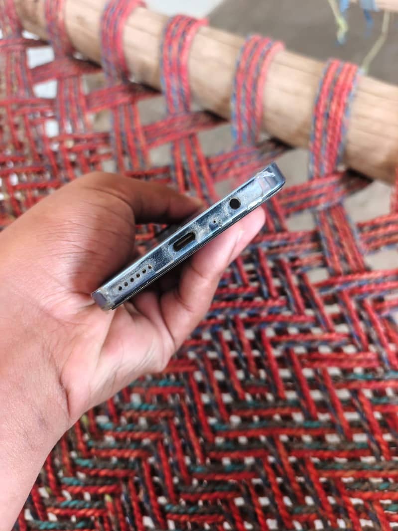 Tecno CAMON 20 1