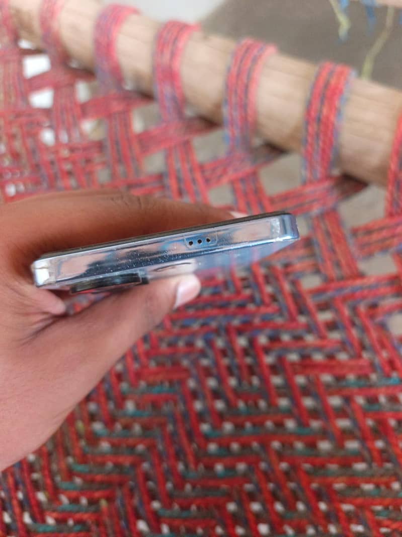 Tecno CAMON 20 2