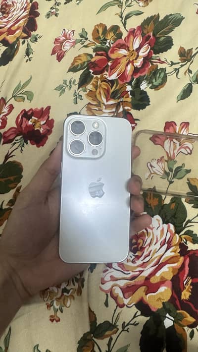 Apple iPhone 15 Pro