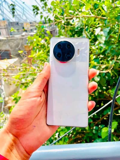 Tecno Spark 20