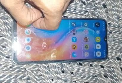 Tecno Spark 4