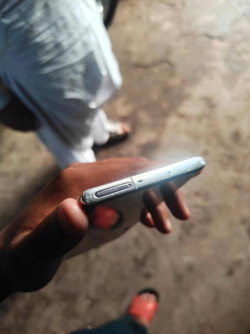 Samsung Mobile Note 10 Plus 4