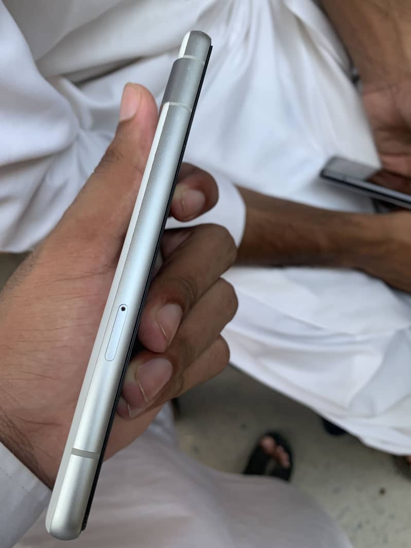 Google Pixel 7a 1