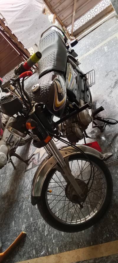 CD 70 For sale
