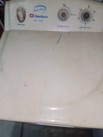 Selling Dawlance washing machine
