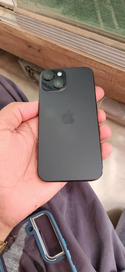 Apple iPhone 15