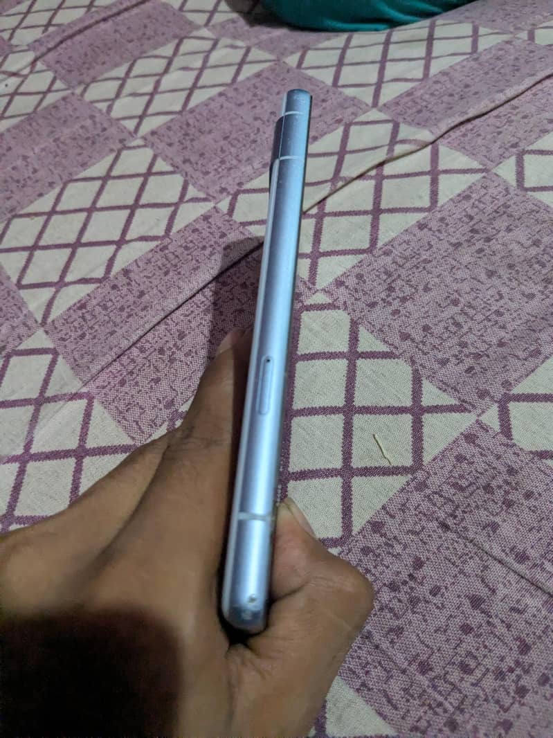 Google Pixel 7a 5