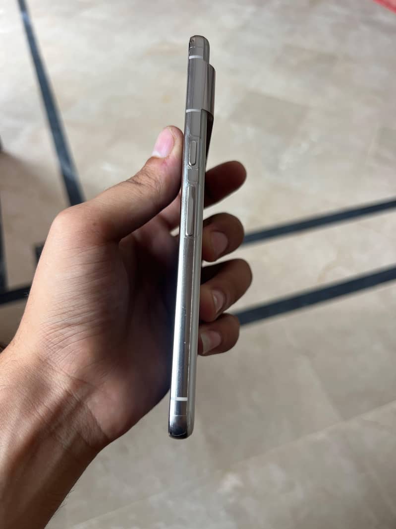 Google Pixel 8 Pro 4