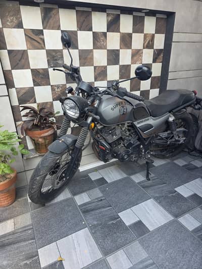 Super Star Falcon 150