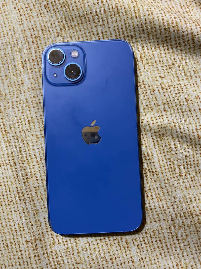Apple iPhone 13 6
