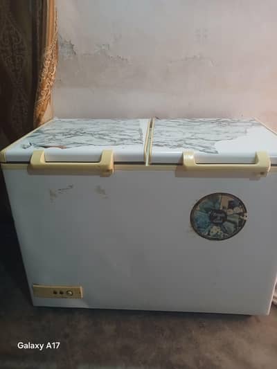 Heavy Duty Local Deep Freezer – Urgent Sale in Peshawar