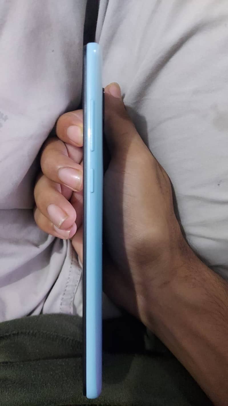 Xiaomi Redmi Note 9 5