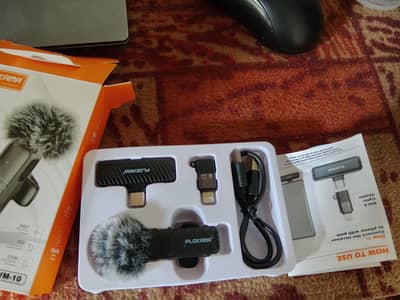 Plokama VM10 Wireless Microphone – Brand New / Like New | Dual Mic