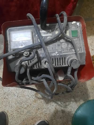 dynamic 420 battery charger 12v to 24 v import in uae